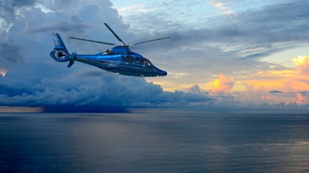 istock_7519_helicopterocean