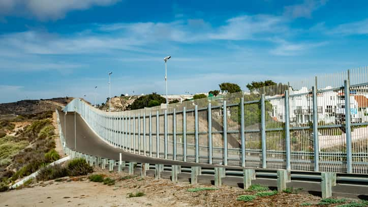 istock_082019_detentionfacilities