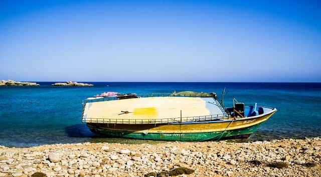 061118_thinkstock_boat-2