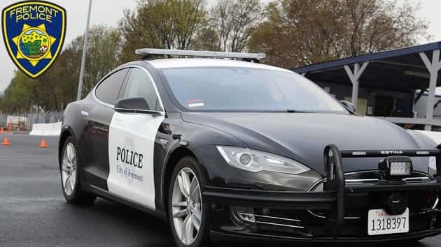 Tesla Police Vehicle Runs Out Of Power During Car Chase In