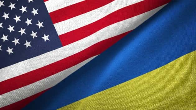 istock_10419_usaukraineflags