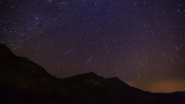 istock_100819_meteorshower