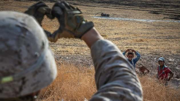 military-heart-hands-ht-jt-191031_hpmain_4x3_992