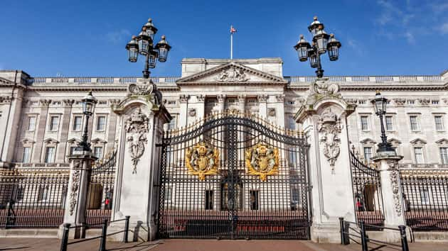 istock_buckinghampalace_111719