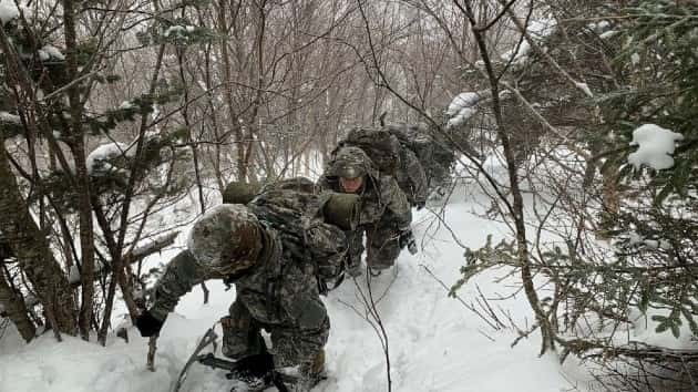 army-mountain-walk-01-abc-jef-200220_hpmain_16x9_992201