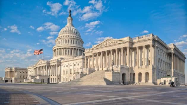 istock_3220_uscapbldg