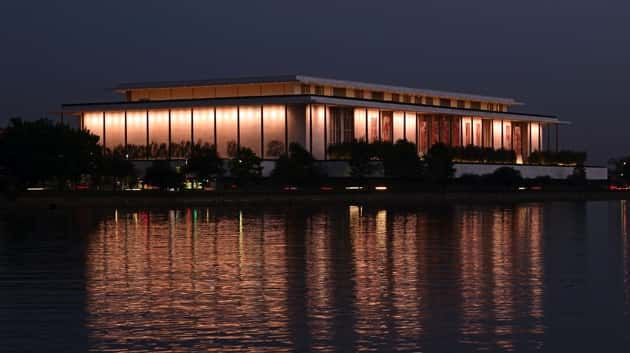 istock_033020_kennedycenter