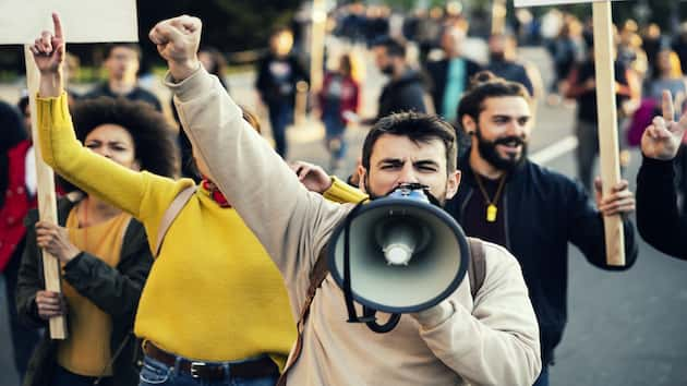 istock_041820_protest