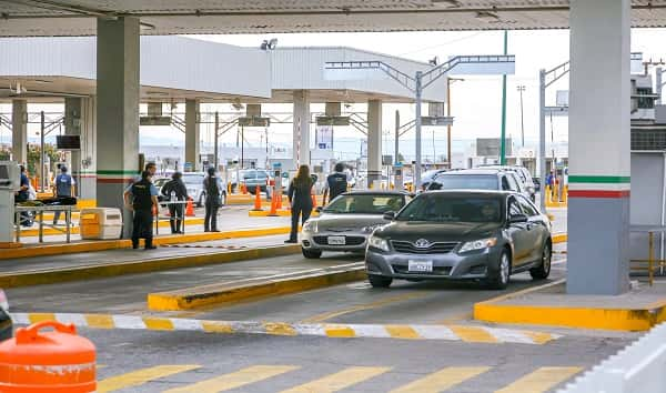 istock_051020_mexicanborder_border_photo20beto