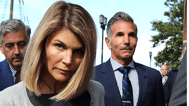 getty_lori_loughlin_massimo_giannulli_05212020