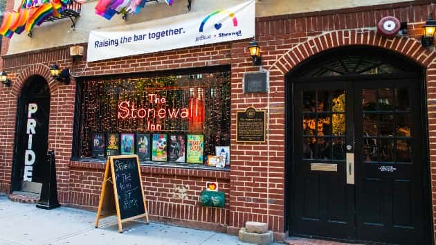 istock_62620_stonewallinn