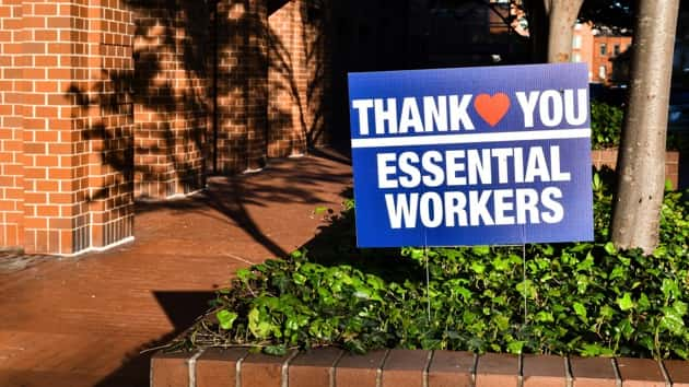 istock_071620_essentialworkersthanks