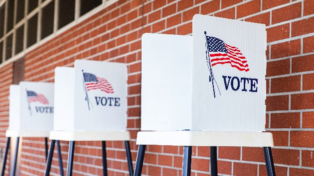 istock_101220_votingbooth