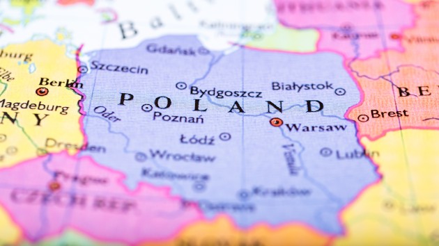 istock_102720_polandmap