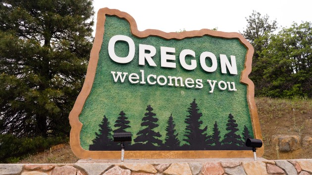 istock_11520_oregonwelcome