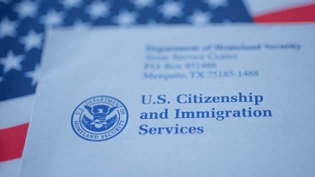 istock_121120_immigrationservices