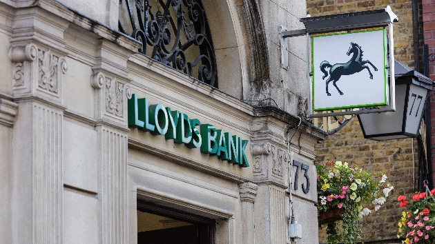 istock_121120_lloydsbank