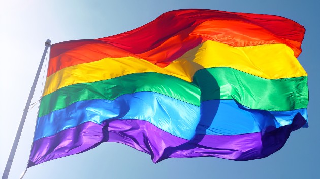 istock_122320_rainbowflag