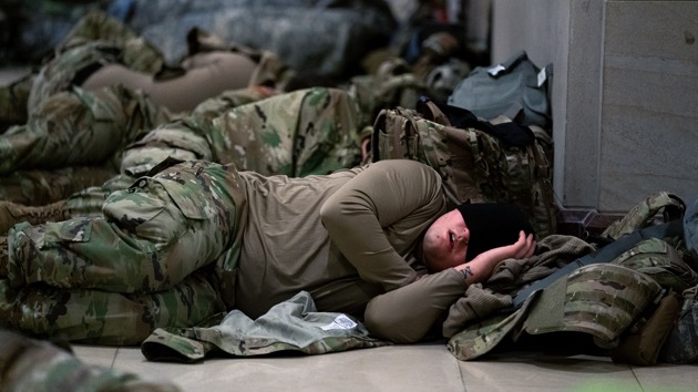 getty_012221_nationalguardsleeps