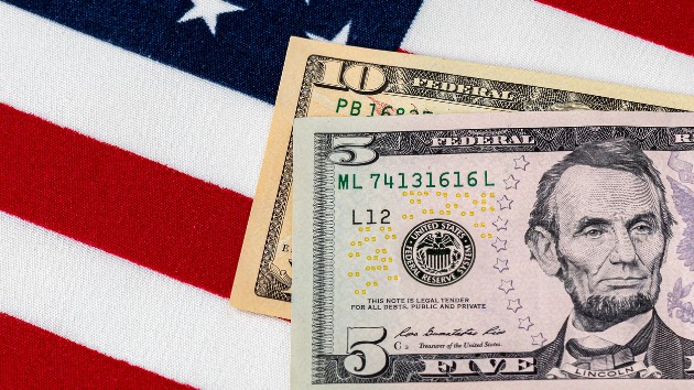 New year brings higher minimum wage and new salary disclosure  ruleMyClallamCounty.com | MyClallamCounty.com