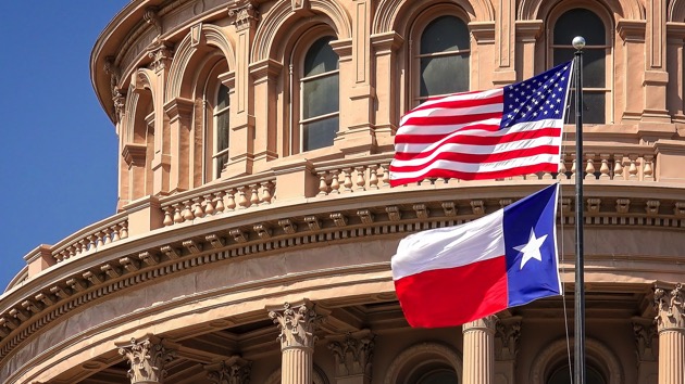 istock_022221_texasdemsrepublicans