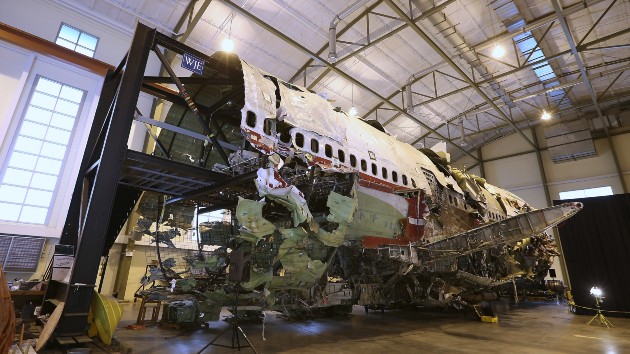 getty_22421_twa800wreckage