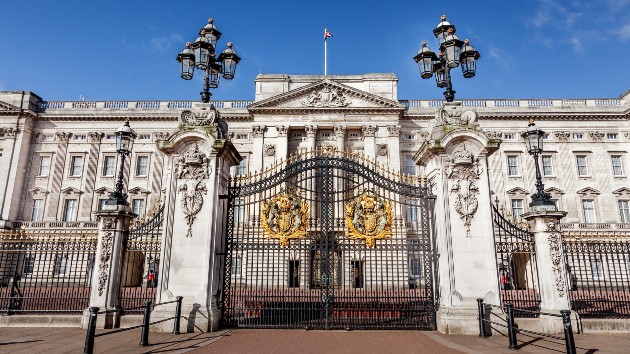 istock_31221_buckinghampalace