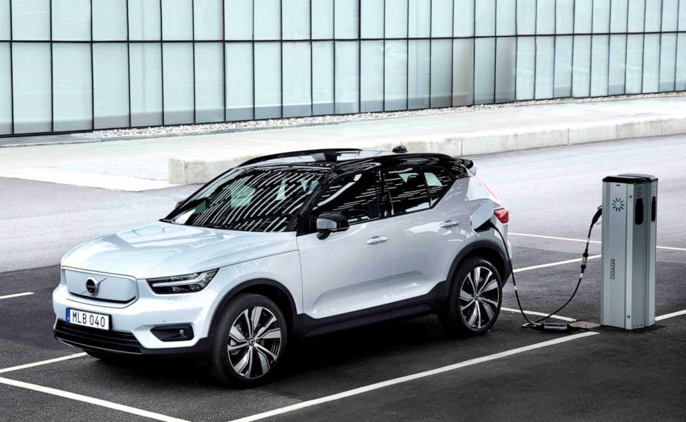 volvo_xc40_042221