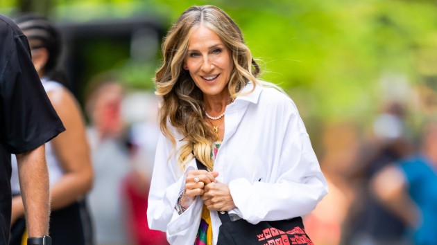 getty_sarah_jessica_parker_nyc_07162021