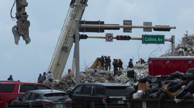 getty_080421_surfsidetragedy