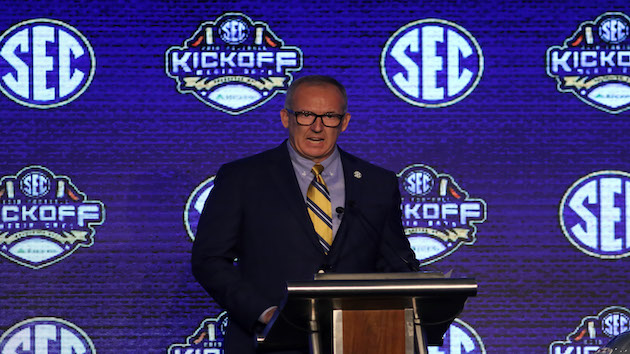 080521_getty_gregsankey