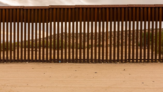 istock_borderfence_091621