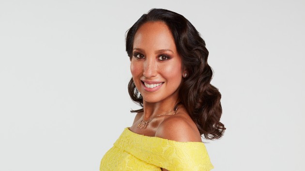 e_cheryl_burke_09272021-2