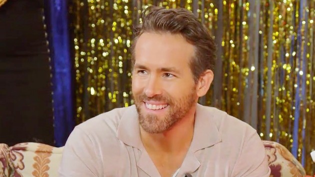 e_ryan_reynolds_11292021