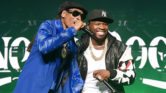 getty_snoopdogg50cent_121421