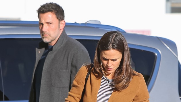 getty_ben_affleck_jennifer_garner_12152021