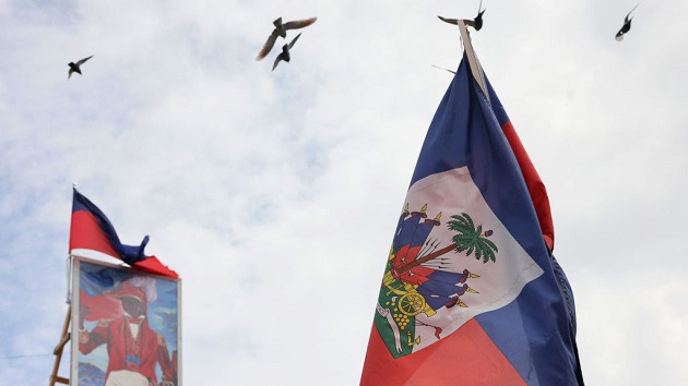 gettyimages_haitianflag_121621