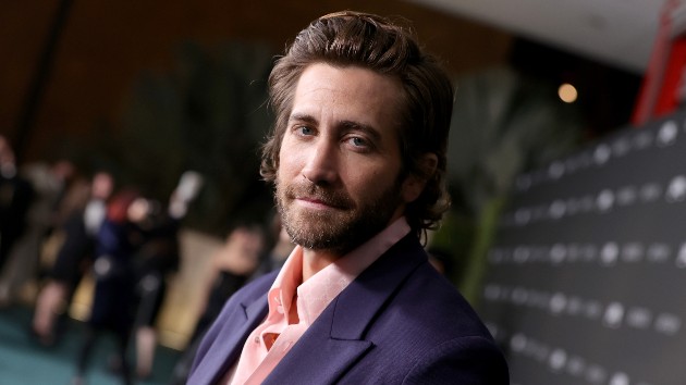 getty_jake_gyllenhaal_01142022