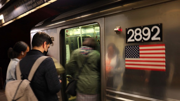 gettyimages_nycsubwayshooting_050322