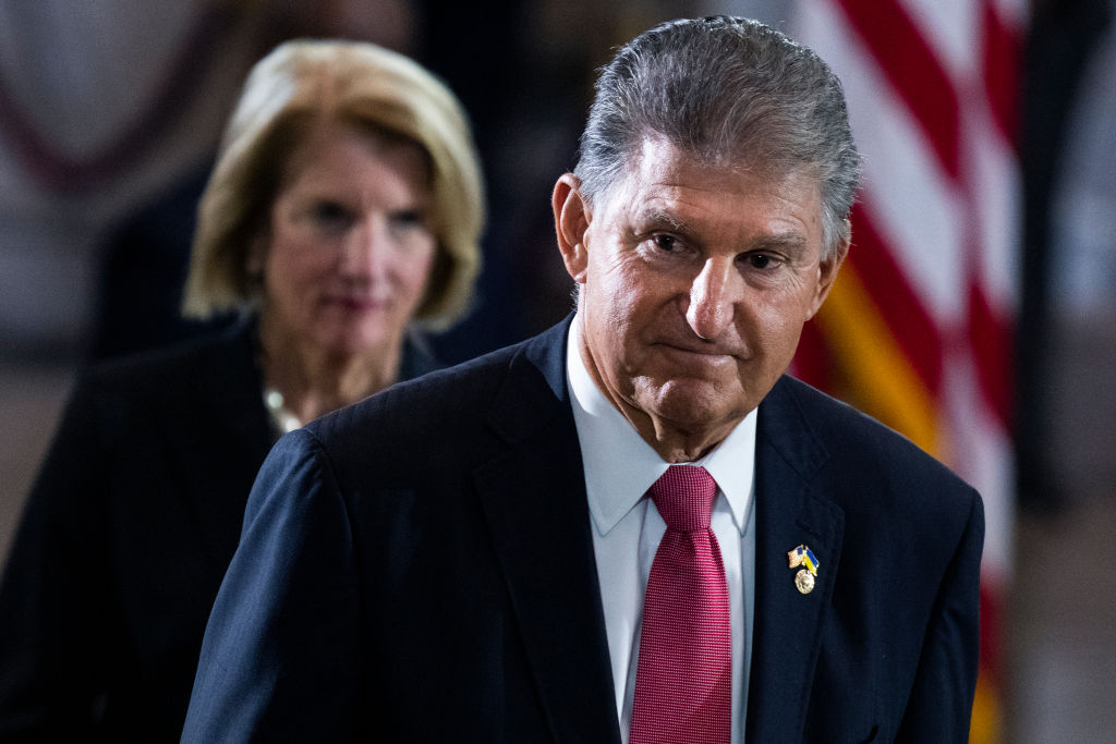 gettyimages_manchin_071522