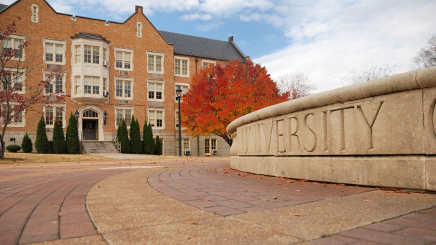 getty_71922_universitysign