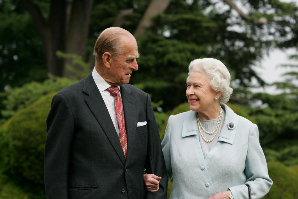 gettyimages_queenelizabethprincephilip_090722