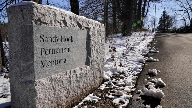 getty_121422_sandyhookmemorial