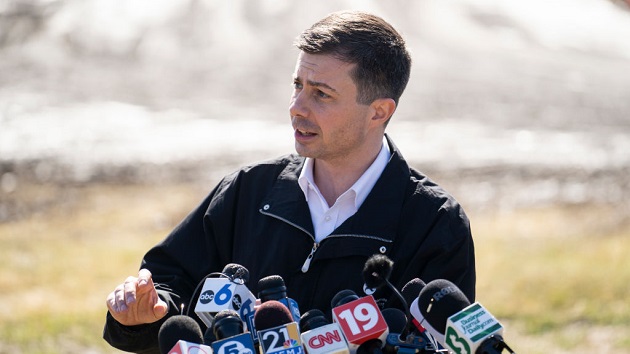 gettyimages_petebuttigieg_030523496266