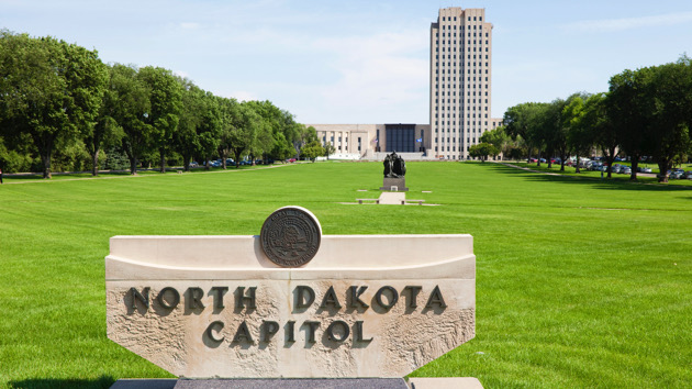 gettyrf_041823_northdakotacapitol88721