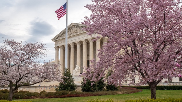 gettyimages_scotus_041823973977