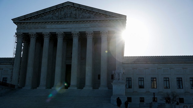 gettyimages_scotus_041923745153