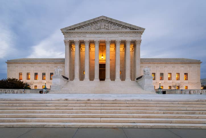 gettyimages_scotus_052523839073