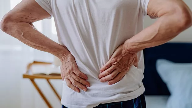 gettyimages_backpain_062823165162