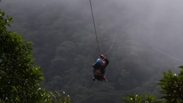 gettyrf_070323_zipline984741